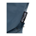 Kulturbeutel aus recyceltem Polyester mit Bodenfach farbe cyan-blau Detailansicht 1