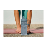 Sportflasche aus Kunststoff mit Klappdeckel und Strohhalm 600 ml Mepal farbe blau Lifestyle-Bild