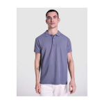 Unisex-Polo kurzarm mit gewaschenem Finish 200 g/m² Roly Cobain farbe korallenrot Lifestyle-Bild