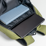 PU-Leder-Rucksack mit Fronttaschen und seitlichen Mesh-Fächern, 15,6”