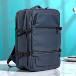 Erweiterbarer Rucksack mit Reißverschlüssen und Trolley-Gurt, 15,6”