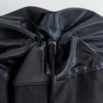 Rucksack aus wasserabweisendem RPET mit Magnetverschlüssen