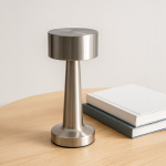 Tischlampe mit 3 Lichtmodi und Touch-Sensor an der Oberseite farbe silber vierte Ansicht