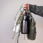 Thermoflasche aus recyceltem Edelstahl mit Klickdeckel 500 ml farbe schwarz zweite Ansicht