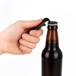 3-in-1 Aluminium-Flaschenöffner Schlüsselanhänger farbig farbe schwarz dritte Ansicht