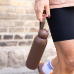 Monochrome Thermoflasche aus Stahl mit Runddeckel 500 ml farbe dunkelbraun dritte Ansicht