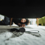 Objekt-Tracker mit Schlüsselanhänger für Apple und Android farbe schwarz fünfte Ansicht