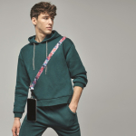 Individuell gefertigtes Smartphone Lanyard mit Aufhänge Patch farbe weiß