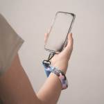 Handy-Handgelenkband mit personalisierbarem Patch farbe weiß