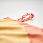 Individualisierbares Polyester Handtuch mit Elastikband zum Aufrollen farbe weiß fünfte Ansicht