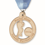 Personalisierbare Holzmedaille mit V förmig angenähter Kordel farbe weiß fünfte Ansicht