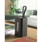 Powerbank aus recyceltem Aluminium mit digitaler Anzeige 20.000 mAh farbe schwarz Stimmungsbild Hauptansicht
