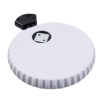 Mechanischer Kunststoffwürfel mit Flaschenöffner und Druckknopf erste Ansicht