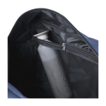 Sport- und Reisetasche aus recyceltem Kunstleder mit zwei Tragegriffen achte Ansicht