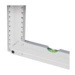Aluminium-Winkel mit Wasserwaage in der Basis und 30cm-Lineal fünfte Ansicht