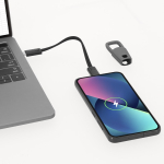 USB-C Lade- und Datenkabel 60 W mit Kunststoffkarabiner vierte Ansicht