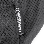 Rucksack wasserabweisend mit Taschen und Reißverschluss 9 Zoll farbe schwarz dritte Detailansicht