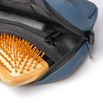 Kulturbeutel aus Kunstleder mit zwei Fächern und Reißverschluss farbe marineblau erste Detailansicht