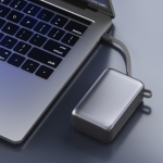 Kompakte Powerbank mit Schnellladen und LED Display 30000 mAh68625b409b0dbdfc399644e6 farbe dunkelgrau sechste Ansicht