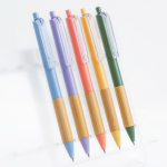 Kugelschreiber mit Bambus Griff und transparentem Clip