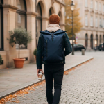 Rolltop-Rucksack mit PU-Beschichtung und Laptopfach 15,6''