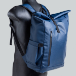 Rolltop-Rucksack mit PU-Beschichtung und Laptopfach 15,6''