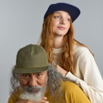 Unstrukturierte 5-Panel-Cap mit recyceltem Flatbrim-Schirm ReTraze®