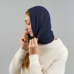 Thermoregulierender Halswärmer aus recycelter Merinowolle