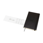 Papieragenda in Lederoptik mit Tagesansicht und Hardcover Moleskine farbe schwarz Detailansicht mit Logo