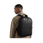 Urbaner Rucksack mit mehreren Fächern Moleskine Classic 15'' farbe schwarz Lifestyle-Bild