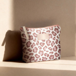 Kulturtasche aus recycelter Baumwolle mit Animal-Print farbe rosa dritte Ansicht