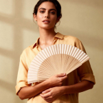 Fächer aus Holz und Polyester 23 cm farbe heller holzton fünfte Ansicht