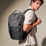 Polyester-Rucksack mit mehreren Fächern und Laptopfach farbe schwarz fünfte Ansicht