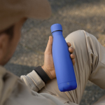 Thermoflasche aus recyceltem Edelstahl mit Soft-Touch 500 ml farbe blau zweite Ansicht