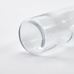 Glasflasche hergestellt in Europa mit auslaufsicherem Deckel 500 ml farbe transparent Detailansicht