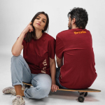 Unisex-T-Shirt aus Bio-Baumwolle in Rippstrick 180 g/m² Maya farbe bordeaux Ansicht der Umgebung