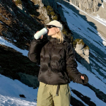 Edelstahl-Thermobecher mit Anti-Tropf-Mechanismus Dopper 400 ml farbe waldgrün vierte Ansicht