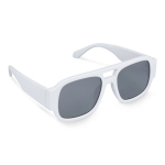 Sonnenbrille aus recyceltem Hartkunststoff mit UV400-Schutz farbe weiß