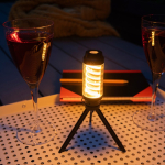 Wiederaufladbare Lampe und Taschenlampe mit 10 Stunden Laufzeit und USB-C-Ladung farbe schwarz dritte Ansicht