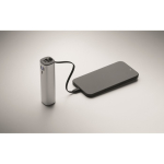Powerbank aus recyceltem Aluminium mit Anzeige und Kabel, 5.000 mAh farbe mattsilber viertes Detailbild