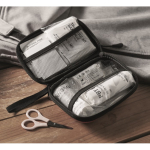 3-in-1-Notfallset mit AM/FM-Radio und LED-Taschenlampe in Kühltasche farbe schwarz Stimmungsbild zweite Ansicht