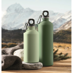Auslaufsichere Flasche aus recyceltem Edelstahl mit gummierter Oberfläche 500 ml farbe mintgrün Stimmungsbild