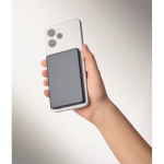 Magnetische Powerbank aus recyceltem Aluminium mit Kabel und Ring, 5.000 mAh farbe marineblau viertes Detailbild