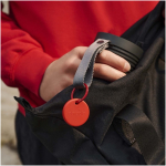 Bluetooth-Tracker mit Signalton, wasser- und staubgeschützt Chipolo farbe rot Lifestyle-Bild 2