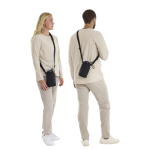 Verstellbarer Flaschenhalter mit Taschen und atmungsaktivem Boden 1 l Thule farbe schwarz Lifestyle-Bild