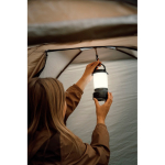 Wiederaufladbare Campinglampe mit Kurbel 300 lm Nordic Drift Everest farbe schwarz Lifestyle-Bild
