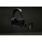 Faltbare Over-Ear-Kopfhörer mit austauschbarem USB-C-Akku farbe schwarz Lifestyle-Bild