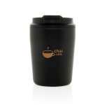 Thermobecher aus Kunststoff für Kaffee mit tropfsicherem Deckel 220 ml farbe schwarz Ansicht mit Logo