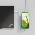2-in-1-Ladekabel USB-C auf USB-C aus Aluminium, 15 W, Zens Pro 2 farbe weiß Lifestyle-Bild