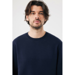 Unisex-Sweatshirt aus Fleece mit Rundhalsausschnitt in Modern Fit, 340 g/m², Iqoniq Torla farbe marineblau vierte Ansicht mit Modell
